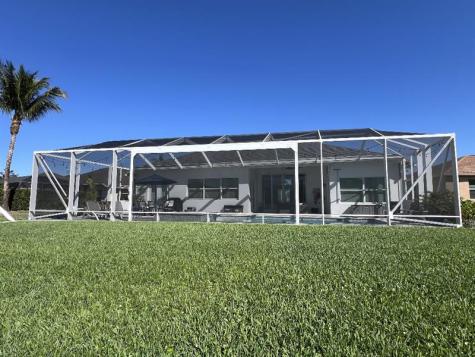 454 SW Vista Lake Drive Port St Lucie FL 34953
