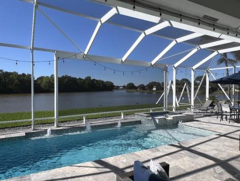 454 SW Vista Lake Drive Port St Lucie FL 34953