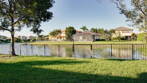 9911 S Miralago Way Parkland FL 33076