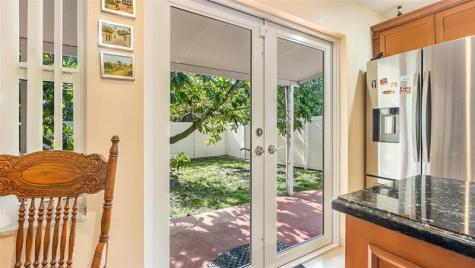 1032 NE 4th Court Hallandale Beach FL 33009