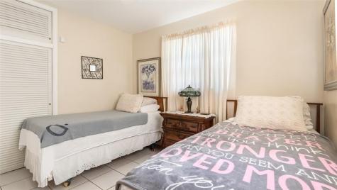 1032 NE 4th Court Hallandale Beach FL 33009