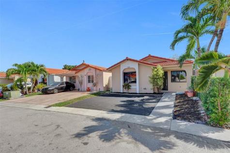 2614 W 65th Street Hialeah FL 33016