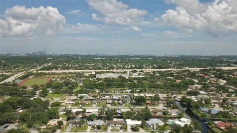 5840 SW 14th Street Plantation FL 33317
