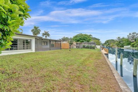 5840 SW 14th Street Plantation FL 33317