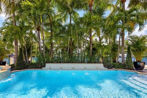 169 Fiesta Way Fort Lauderdale FL 33301