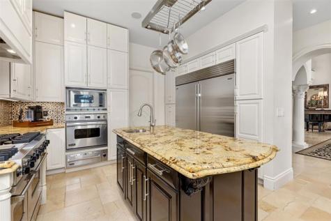 169 Fiesta Way Fort Lauderdale FL 33301