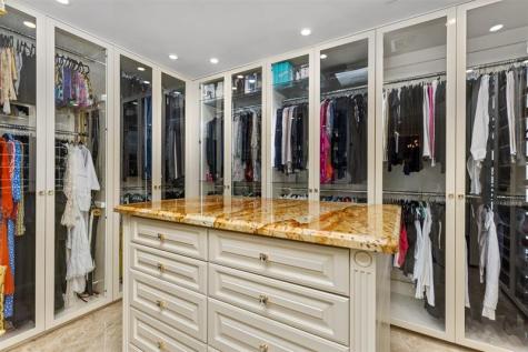 169 Fiesta Way Fort Lauderdale FL 33301