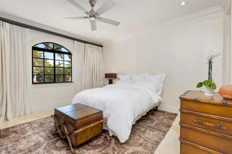 169 Fiesta Way Fort Lauderdale FL 33301