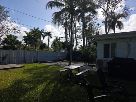 1532 Fletcher Street Hollywood FL 33020
