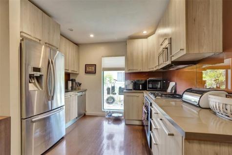 729 NE 18th Avenue Fort Lauderdale FL 33304