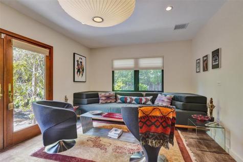 729 NE 18th Avenue Fort Lauderdale FL 33304