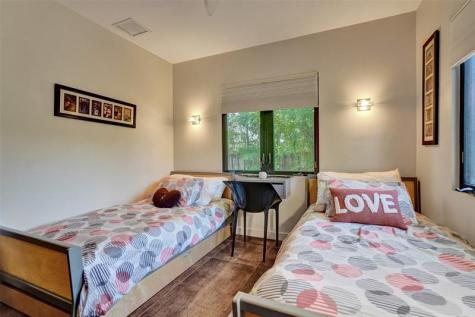 729 NE 18th Avenue Fort Lauderdale FL 33304
