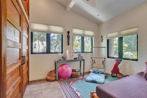 729 NE 18th Avenue Fort Lauderdale FL 33304