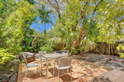 729 NE 18th Avenue Fort Lauderdale FL 33304