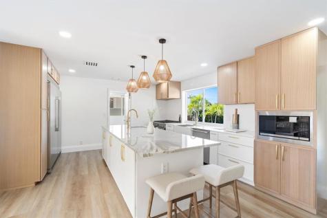 841 SE 5th Terrace Pompano Beach FL 33060