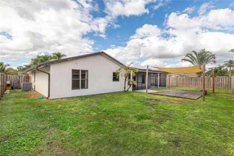 8460 Raymond Drive Boynton Beach FL 33472
