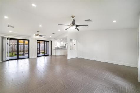 8460 Raymond Drive Boynton Beach FL 33472