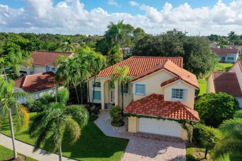 524 Water Point Weston FL 33326