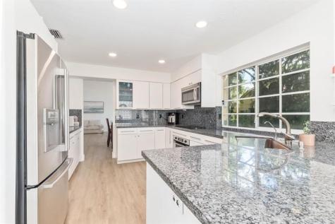 524 Water Point Weston FL 33326