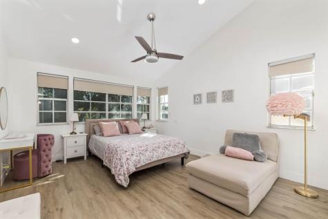 524 Water Point Weston FL 33326