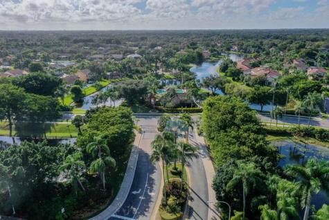 524 Water Point Weston FL 33326