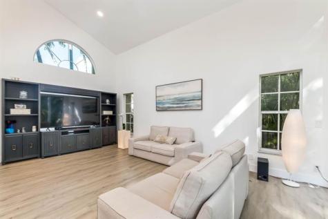 524 Water Point Weston FL 33326