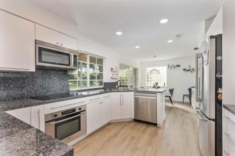524 Water Point Weston FL 33326