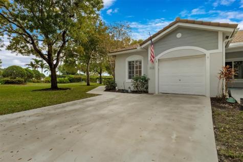 4652 SW 13th Street Deerfield Beach FL 33442
