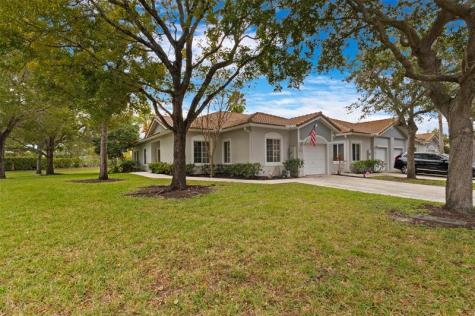 4652 SW 13th Street Deerfield Beach FL 33442