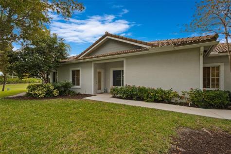 4652 SW 13th Street Deerfield Beach FL 33442
