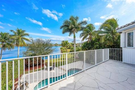 5019 NW 119 Terrace Coral Springs FL 33076