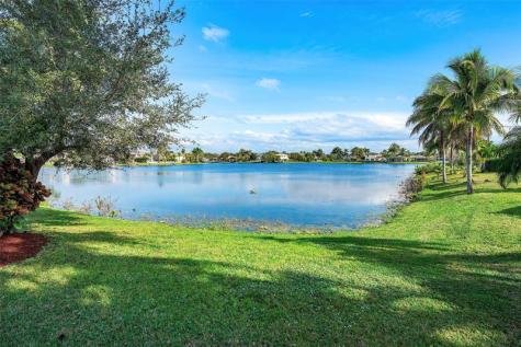 5019 NW 119 Terrace Coral Springs FL 33076