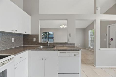 8666 SW 14th Street Pembroke Pines FL 33025