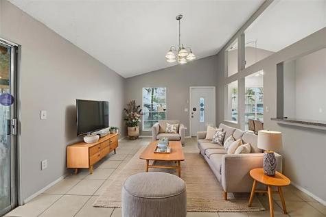8666 SW 14th Street Pembroke Pines FL 33025