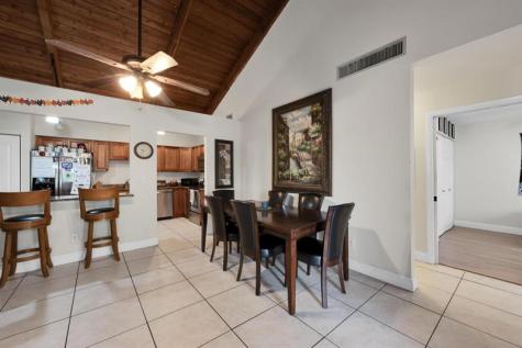 2259 Nova Village Drive Davie FL 33317