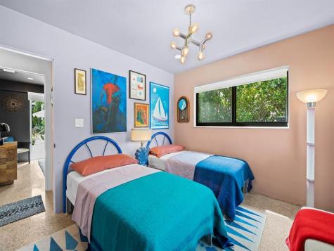 2424 NW 8th Avenue Wilton Manors FL 33311