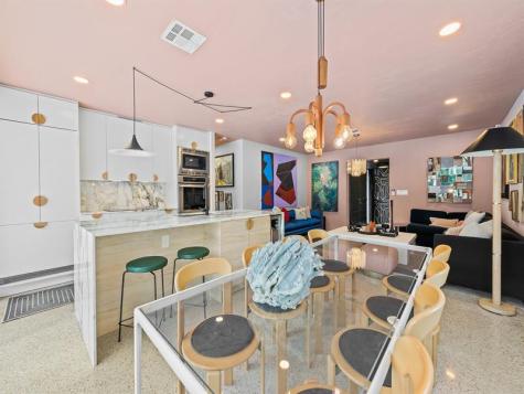 2424 NW 8th Avenue Wilton Manors FL 33311