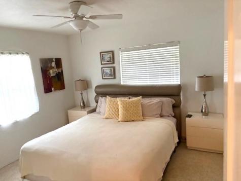22 SW 6th Street Dania Beach FL 33004