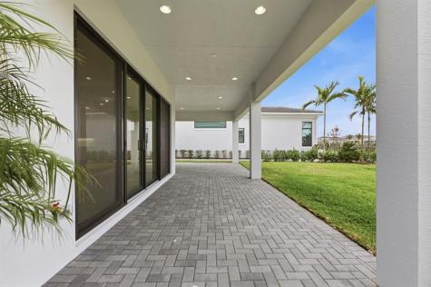 13199 Artisan Circle Palm Beach FL 33418