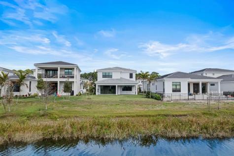 13199 Artisan Circle Palm Beach FL 33418