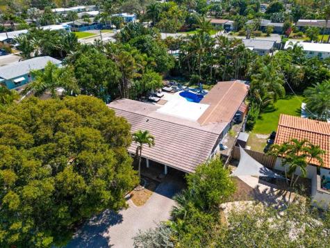 1574 NE 38th Street Oakland Park FL 33334