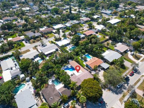 1574 NE 38th Street Oakland Park FL 33334