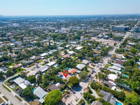 1574 NE 38th Street Oakland Park FL 33334