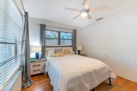 1574 NE 38th Street Oakland Park FL 33334