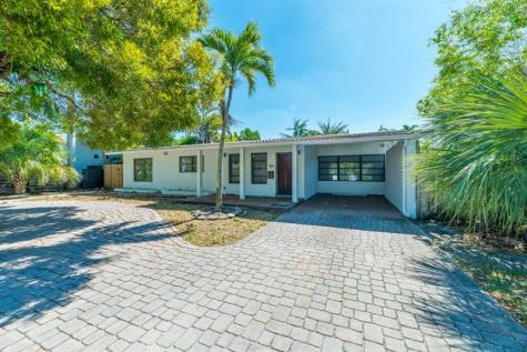 1574 NE 38th Street Oakland Park FL 33334