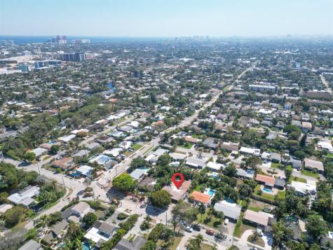 1574 NE 38th Street Oakland Park FL 33334