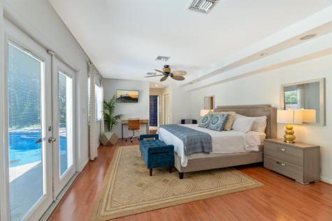 1574 NE 38th Street Oakland Park FL 33334