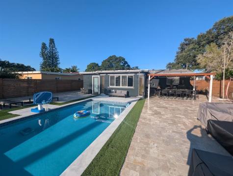1716 SW 43rd Avenue Fort Lauderdale FL 33317