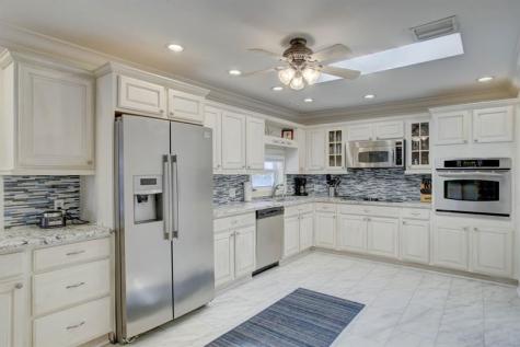 1920 Waters Edge Pompano Beach FL 33062