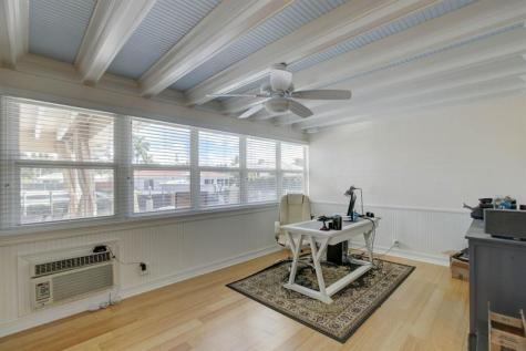 1920 Waters Edge Pompano Beach FL 33062